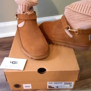 UGG Winter Boots, Women's 6, brown